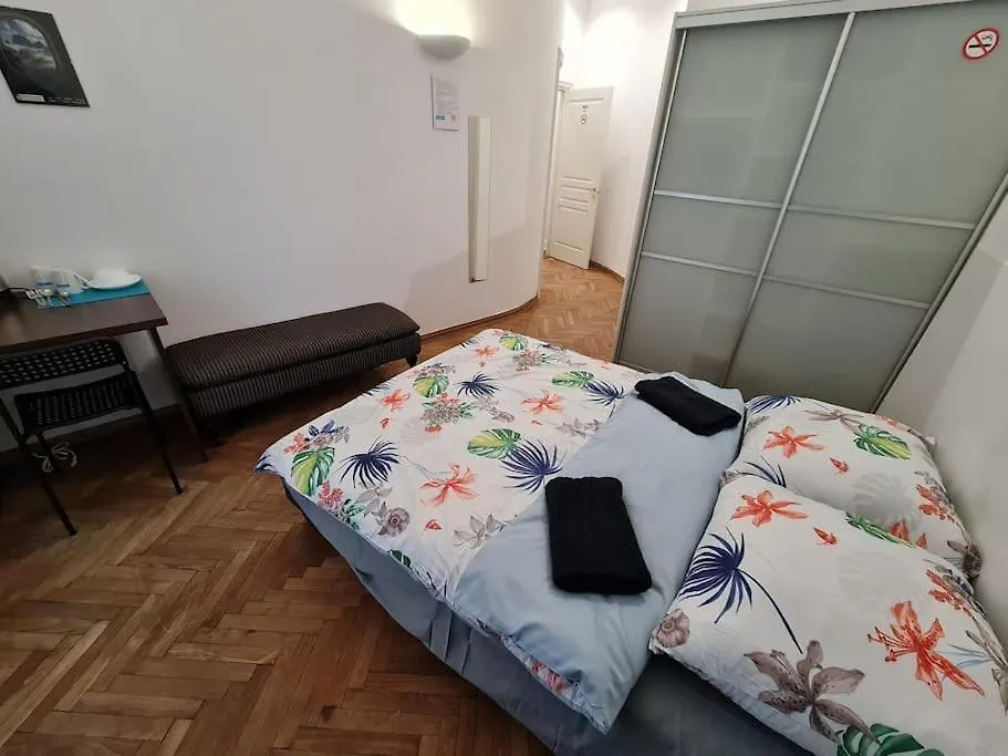 Fantastic Waw - Ok11 Room B Warsaw Poland